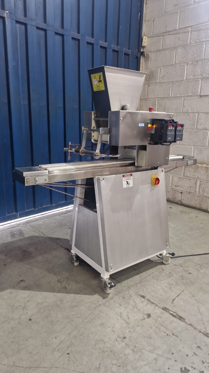Micro Dosadora Semi Automática de Pão de Queijo – Usada Revisada